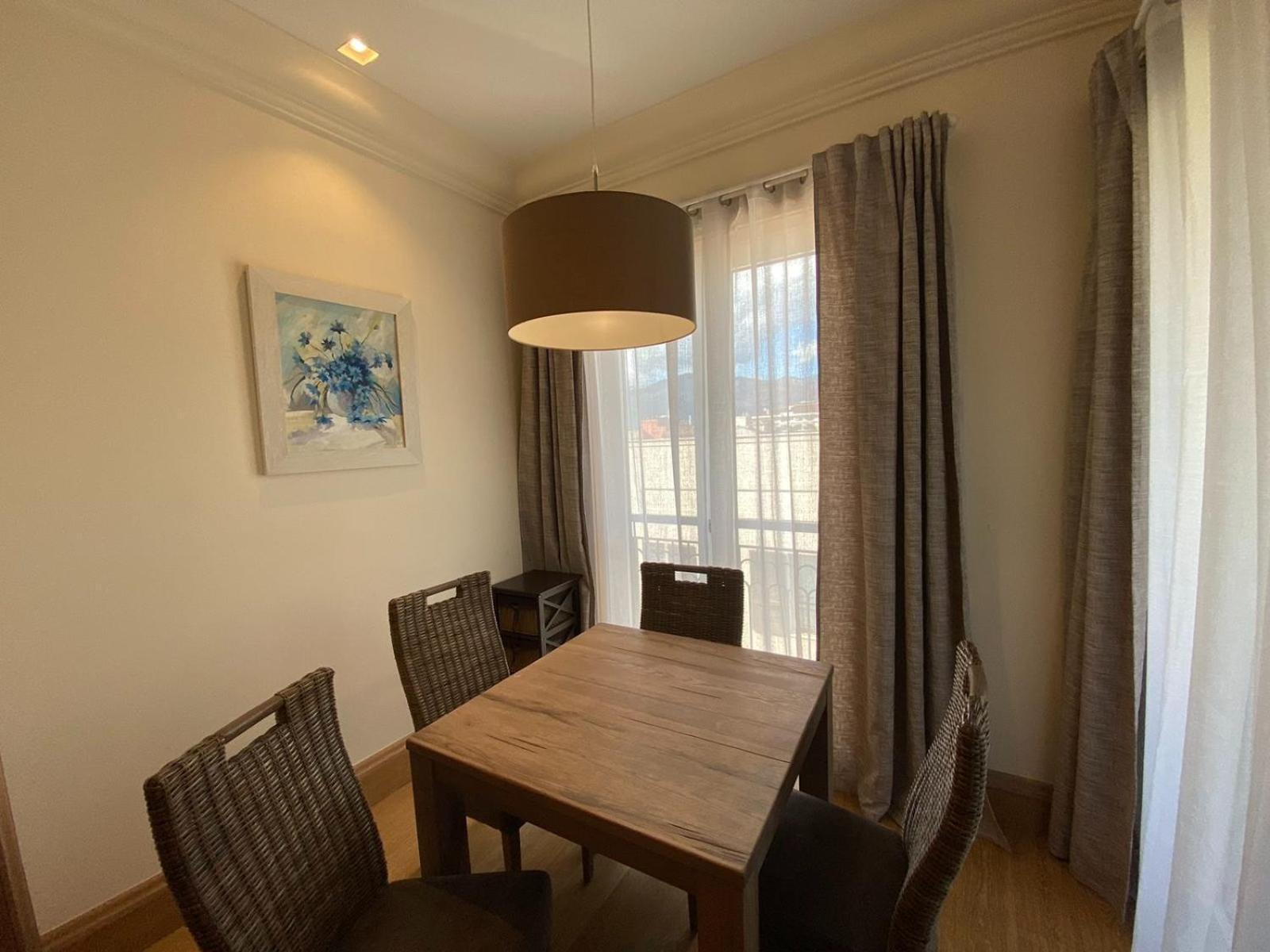 Porto Montenegro Luxury דירה